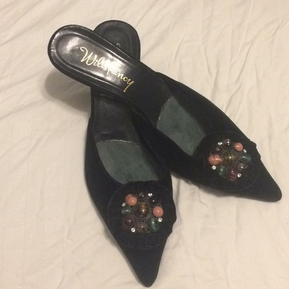 Wills Fancy kitten heels